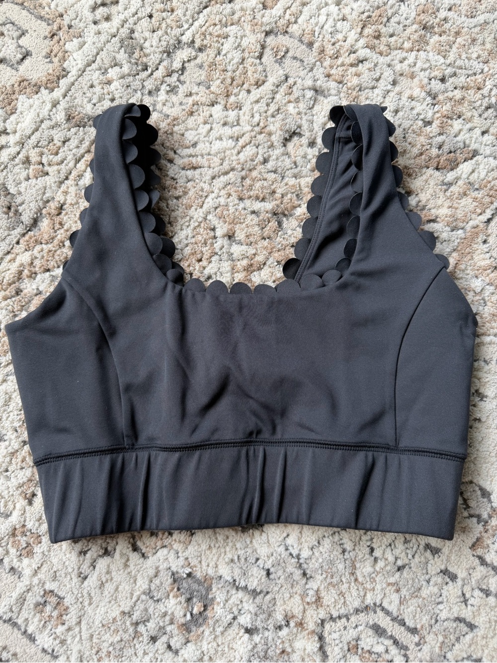 Scalloped Edge Sports Bralette - Black